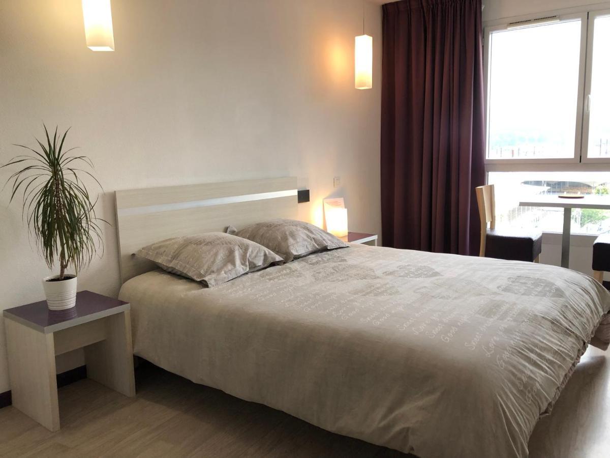Family Saint Vincent - Studio 2 Pers - 100M Gare Lourdes - Wifi 外观 照片